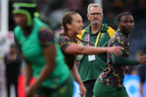 De Bruin shuts down bonus battle claims after resignation