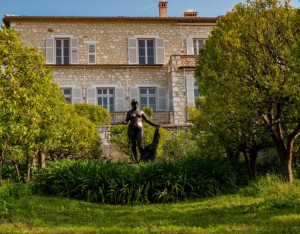 Thieves steal works worth $10 million from Renoir museum in southern France