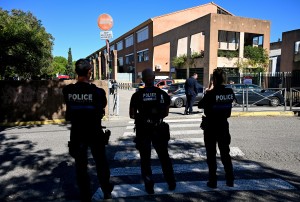 Teenager shoots headmaster, teacher at French school