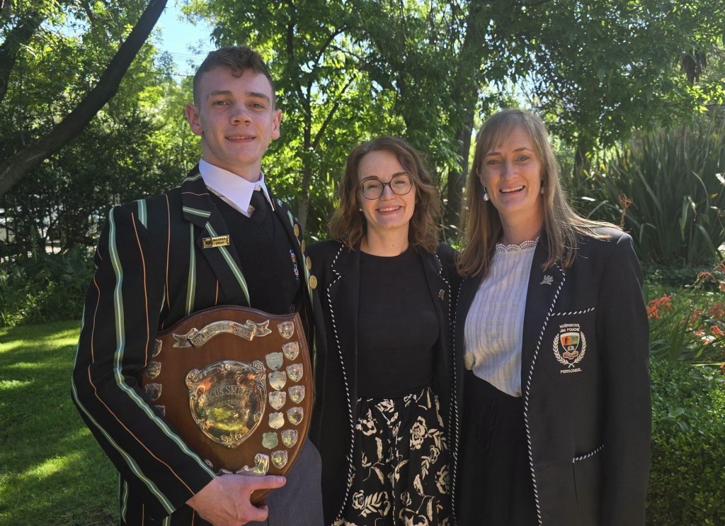 JF-leerder vereer met Wicus Smith-wisseltrofee