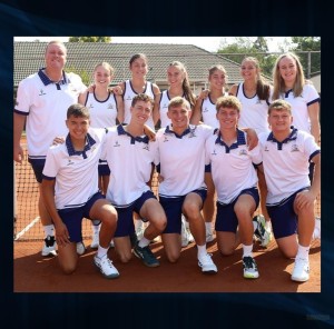 Duineveld kroon kampioene by NWU Multisurface Tennistoernooi