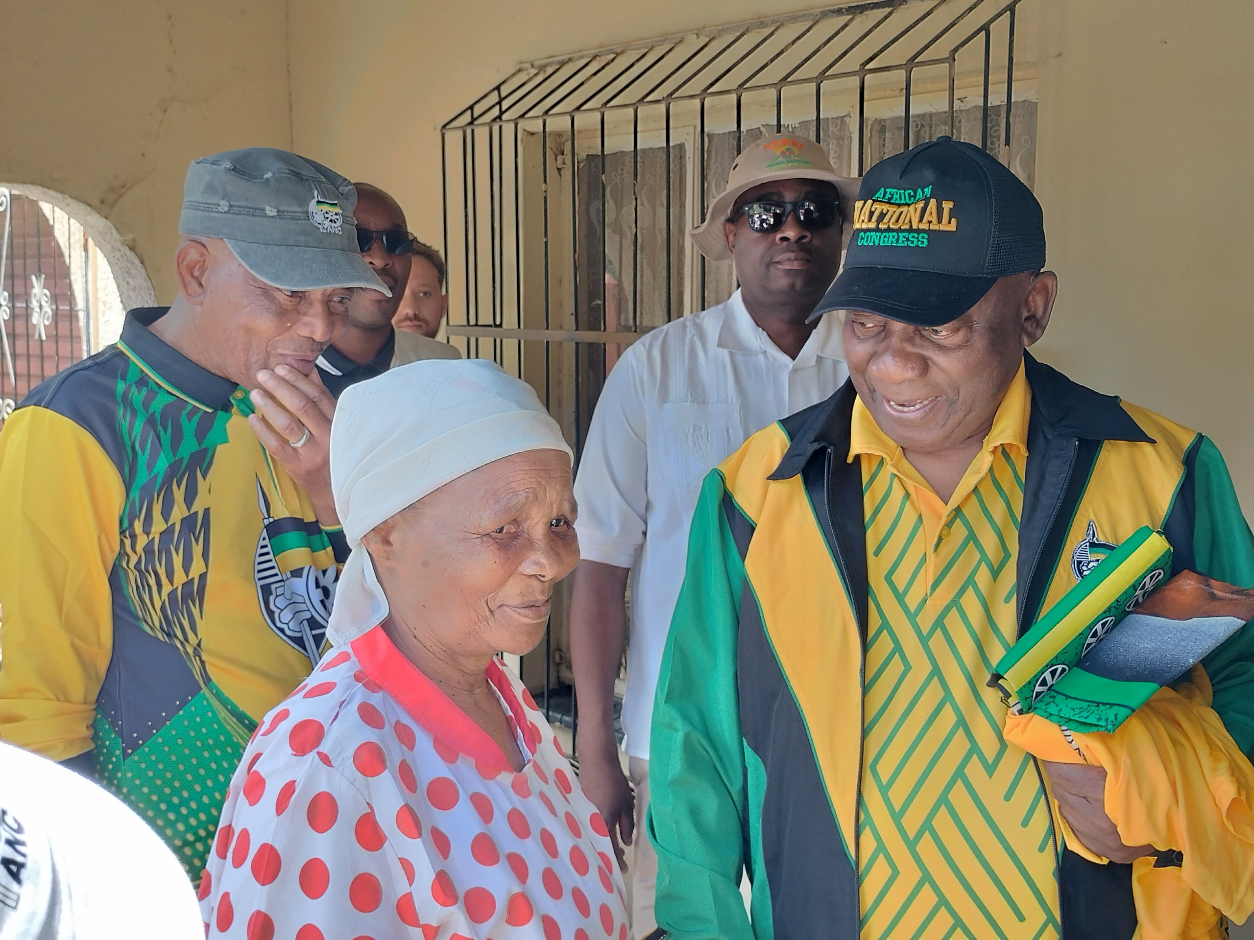 Pres. Cyril Ramaphosa visiting residents in Batho. PHOTO: Lientjie Mentz
