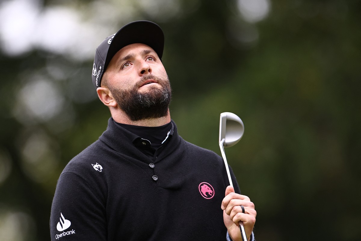 Spain's Jon Rahm reacts after missing a putt on the sixteenth green on the fourth day of the BMW PGA Championship at Wentworth Golf Club, south-west of London, on September 14, 2025.