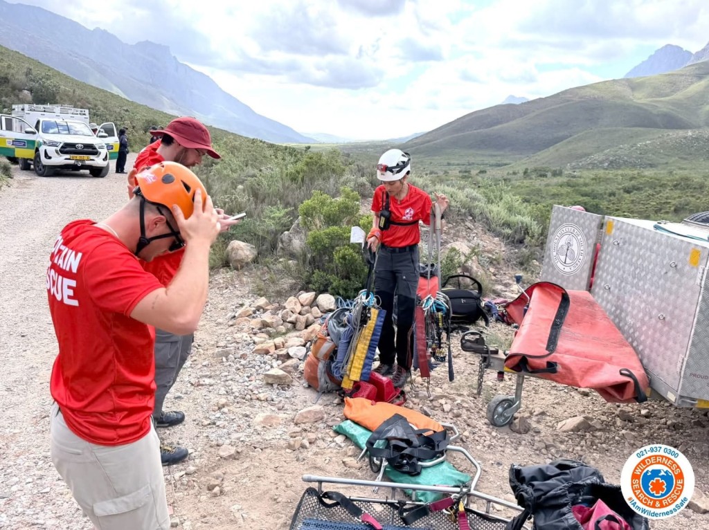 Wilderness Search and Rescue (WSAR) coordinated the response, with Stellenbosch Fire and Rescue, Western Cape Government Health and Wellness Emergency Medical Services and the Air Mercy Service (AMS) all dispatched to the scene.