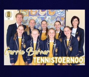 Primêre Meisieskool Oranje o. 13A‑tennisspan by Gerrie Berner