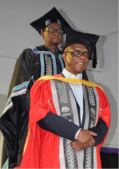 Prof. Michael Temane caps veteran broadcaster Tim Modise 