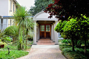Hoërskool Ermelo se Nelstehuis vier 100 jaar