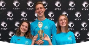 Ligbron gekroon as Superreeks kampioene