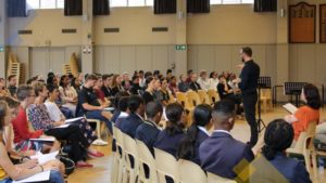 Errie-presteerders geniet PWC-inligtingsdag