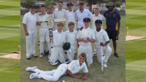 Hoërskool Oudtshoorn leerder in SA Karatespan