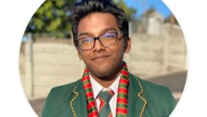 Glenwood High School matric learner awarded an honours scarf for Academics
