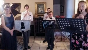 Hoërskool Fichardtpark leerders tree op tree op in huiskonsert