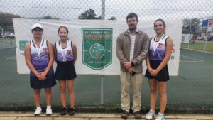 Hoërskool Outeniqua Tennis floreer