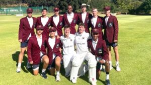 T20 Krieket – Paul Roos Gimnasium stof kolwe af